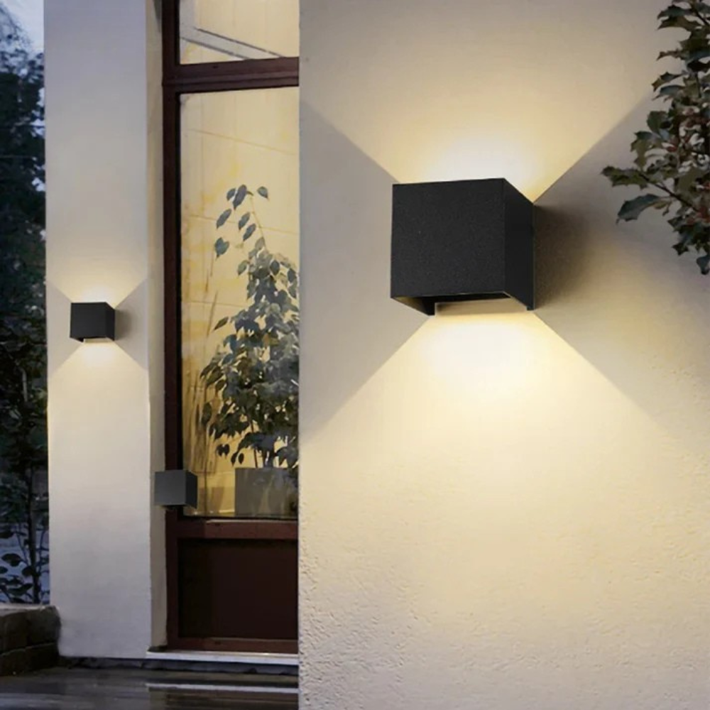 Wandlamp buiten up down zwart