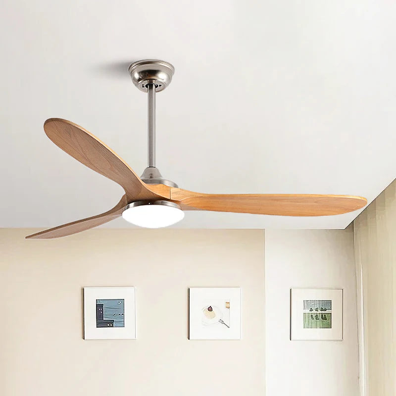 Stille design plafondventilator met houten bladen en LED lamp met afstandsbediening